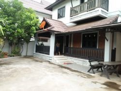 ID: 4532- Lao contemporary house near Vientiane international School for rent