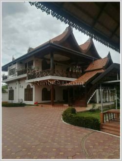 ID: 722 - Lao Contemporary house along main street