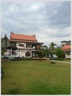 ID: 722 - Lao Contemporary house along main street