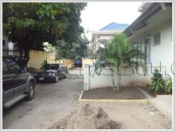 ID: 3338 - Beautiful compound houses with fully furnished next to concrete road for rent