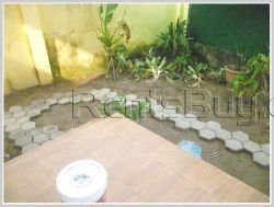 ID: 3338 - Beautiful compound houses with fully furnished next to concrete road for rent