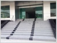 ID: 2712 Commercial space for rent in business area