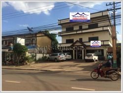 ID: 4226 - Nice hotel in town next to main road near Patuxay for rent and sale in Ban Sisavart