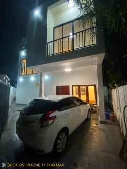 ID: 4554-The Beautiful modern house near The Pizza Company Phonsinuan for rent