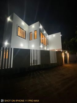 ID: 4554-The Beautiful modern house near The Pizza Company Phonsinuan for rent