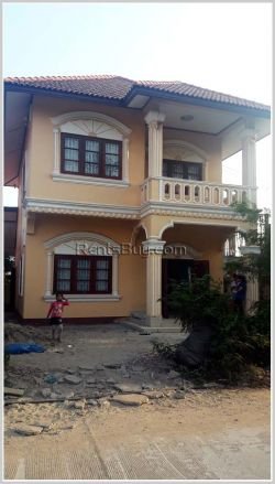 ID: 140 - Nice house for rent by pave road and near Phontong Chommany market