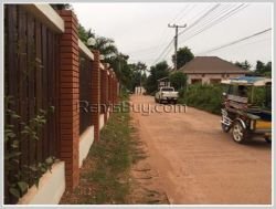 ID: 3654 - A contemporary house with large shady garden for rent in Chanthabouly District