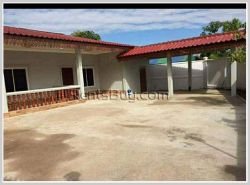 ID: 4231 - Pretty house with large parking space for rent