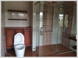 ID: 2385 - Beautiful house by pave road near Patuxay