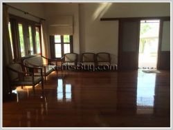 ID: 2385 - Beautiful house by pave road near Patuxay