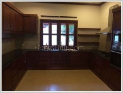 ID: 2385 - Beautiful house by pave road near Patuxay