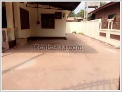 ID: 3084 - Villa house near 150 Tieng hospital for rent in Chanthabouly district
