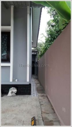 ID: 3757 - Affordable villa with fully furnished and near National University of Laos for rent