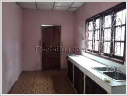 ID: 4011 - Cheap house for rent near Phontong Chommany market