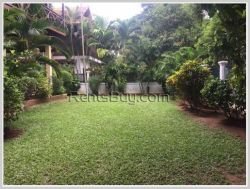 ID: 3241 - Lao style house with large garden and near Mekong River for rent