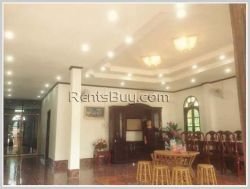 ID: 3051 - Pretty one storey house with a nice court yard for rent