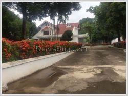 ID: 4044 - Adorable house with nice garden and large parking for rent