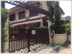 ID: 121 - Modern house with fully furnished by pave road for rent