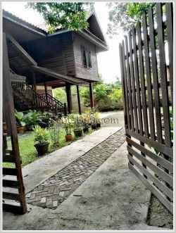 ID: 3667 - Lao style house near Sengdara Fitness for rent