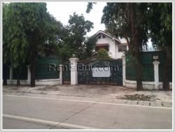 ID: 3674 - Beautiful house near M-Point mart (Thatluang) for rent