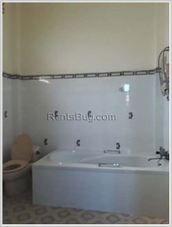 ID: 3734 - A lovely villa near M-point mart (Phonthan) with full furnished for rent