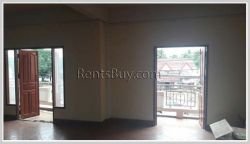 ID: 3706 - Nice building near Thatluang Temple and main road for rent