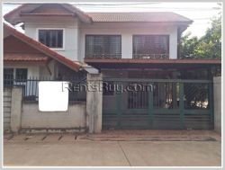 ID: 3864 - Modern house near Angkham hotel by concrete road for rent
