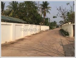 ID: 3983 - Affordable villa near Angkham hotel for rent with fully furnished