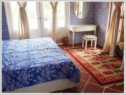 ID: 3799 - The colorful house near National University of Laos for rent