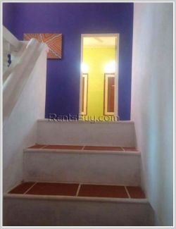 ID: 3799 - The colorful house near National University of Laos for rent