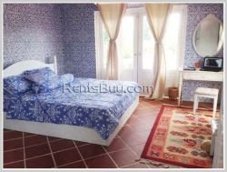 ID: 3799 - The colorful house near National University of Laos for rent