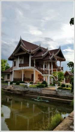 ID: 3809 - Beautiful house with Fish pond and near National University of Laos for rent
