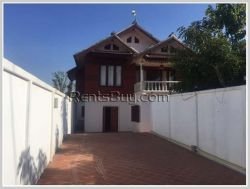 ID: 1815 -Beautiful house for rent in Ban Nakham near Daokham Hotel