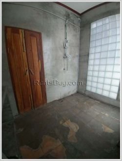 ID: 303 - House with fully furnished by pave road for rent in Sikhottabong district