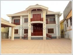 ID: 2968 - The house near main road for rent in Sikhottabong district