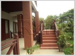 ID: 3118 - Lao style house with large yard for rent in Diplomatic area