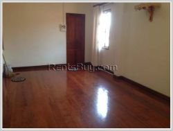 ID: 3049 - Nice house near VIS for rent in Sisattanak district.