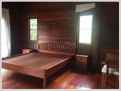 ID: 3241 - Lao style house with large garden and near Mekong River for rent