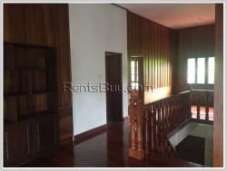 ID: 3241 - Lao style house with large garden and near Mekong River for rent