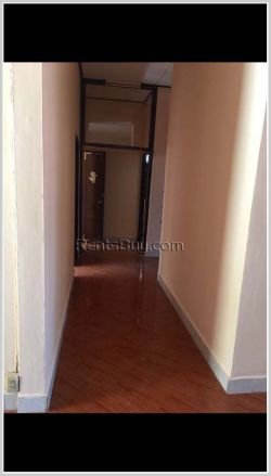 ID: 1549 - House with very large garden next to the pave road in diplomatic area