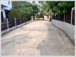 ID: 125 - Pretty house with fully furnished next to concrete road for rent in diplomatic area