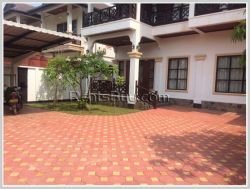 ID: 3594 - Timbered and bricked house near Thai Embassy and The Pizza Company for rent