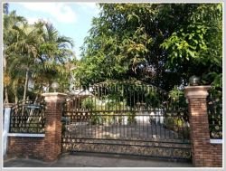 ID: 509 - A pretty house near Thai Embassy by the pave road for rent