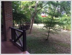 ID: 3677 - Lao style shady house 103 hospital and M-point mart (Saphanthong) for rent