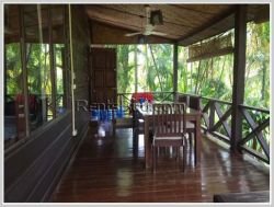 ID: 3677 - Lao style shady house 103 hospital and M-point mart (Saphanthong) for rent