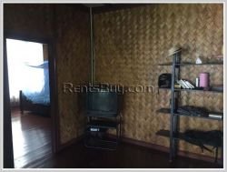 ID: 3677 - Lao style shady house 103 hospital and M-point mart (Saphanthong) for rent