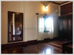 ID: 4284 - Lao style house with large yard by rice paddy field for rent in diplomatic area