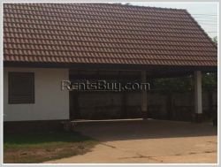 ID: 2788 - The house with large yard by the pave road comes with furniture for rent in Saysettha dis