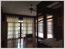 ID: 3100 - Private family living ! The house with large garden and swimming pool for rent