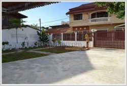 ID: 3728 - Low rental house in city with large parking for rent